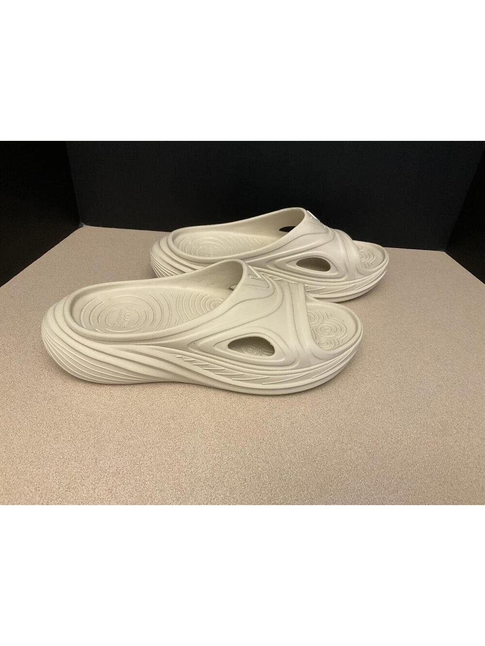 New! Vionic Unisex Cove RX Slides Sandals In Cream. Men’s 10. Women’s 12. Nice!